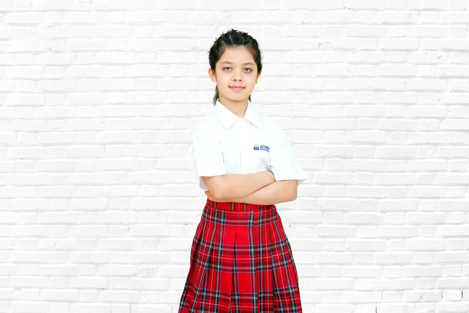 Student in the Woodlem British School girls' uniform